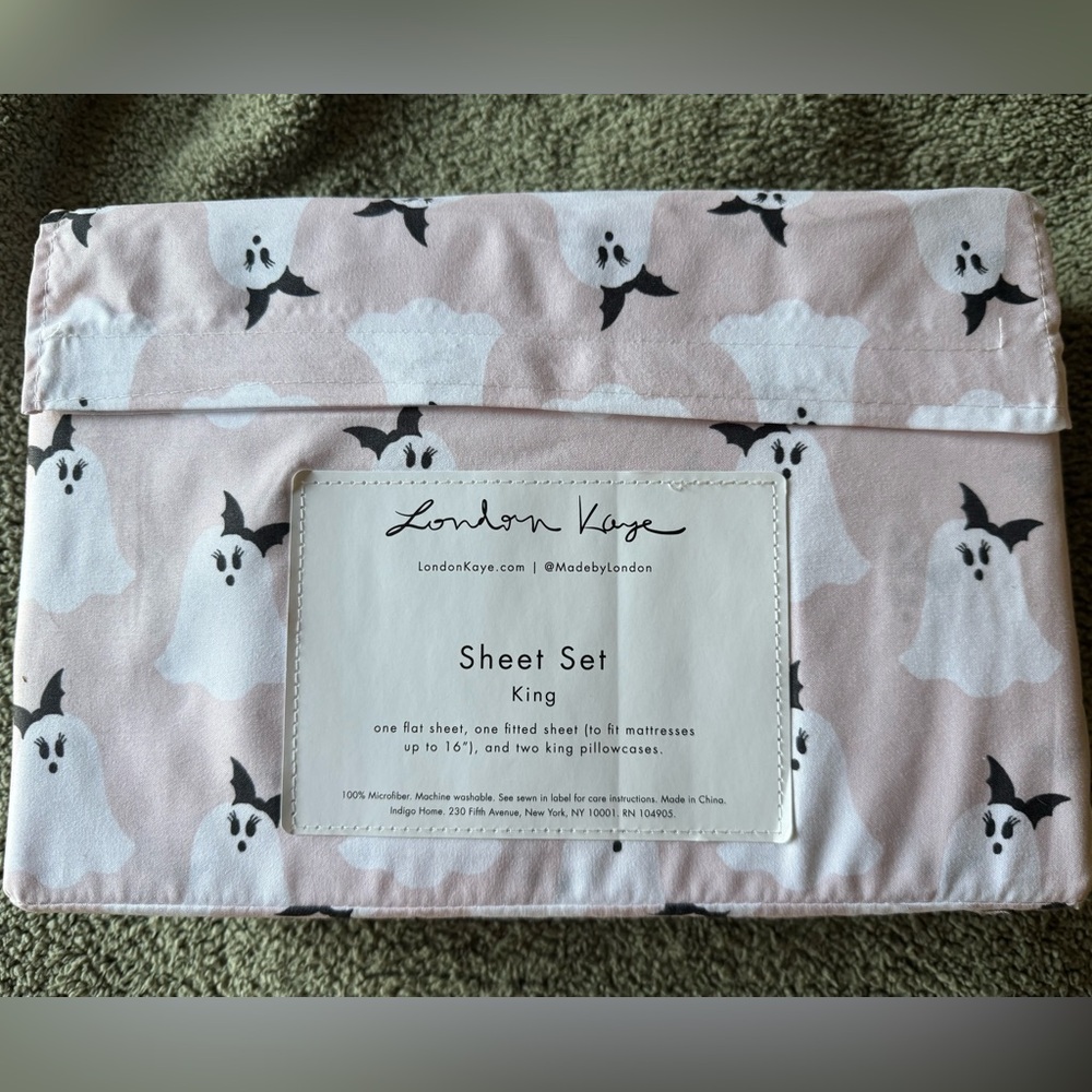 Pink Ghost Print King Sheet Set